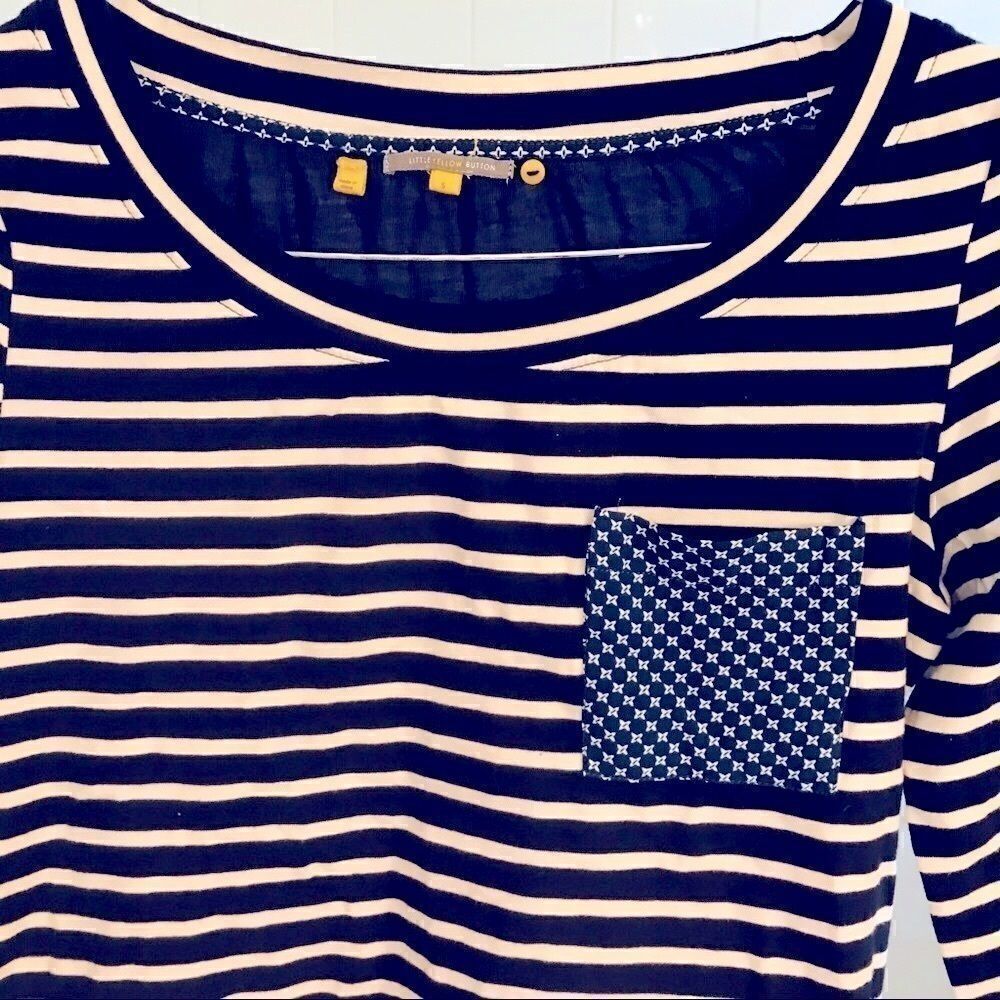 Anthropologie little yellow button stripe top - Picture 3 of 4